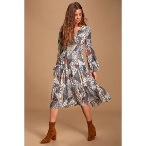 Lulu’s Loara Multi Patch Long Sleeve Midi Dress